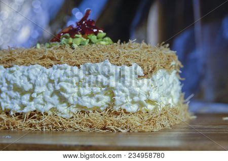 Osmaliya, Arabic Sweets For Ramadan And Eid