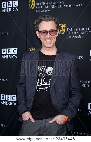 LOS ANGELES - WRZ 17: Alan Cumming przybywa w 9 dorocznej nagrody BAFTA Los Angeles TV Tea Party. w L'E
