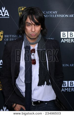 LOS ANGELES - WRZ 17: Vik Sahay przybywa w 9 dorocznej nagrody BAFTA Los Angeles TV Tea Party. w L'Ermi