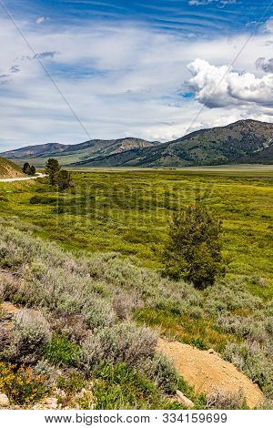 The Sawtooth National Forest Covers Two Million Acres In Southern Idaho And Northern Utah And Includ