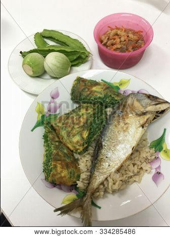 Rice Topped With Shrimp-paste Sauce/ Fried Mackarel With Shrimp-paste Sauce, Shrimp Paste Chilli Sau