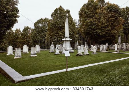 Bennington, Vermont - October 1st, 2019:  Bennington Centre Cemetery On A Cold Fall Day
