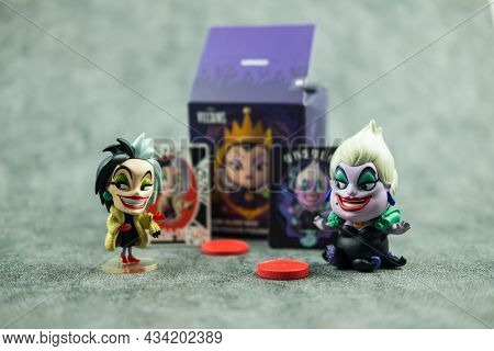 Bangkok, Thailand - September 27, 2021 : Villain Series Blind Box X Miniso, Cute Toy Of Cruella De V
