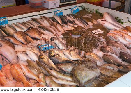Amsterdam, Netherlands - Nov 28, 2019 : Many Kind Of Seafood On Sell In Albert Cuyp Market In Amster