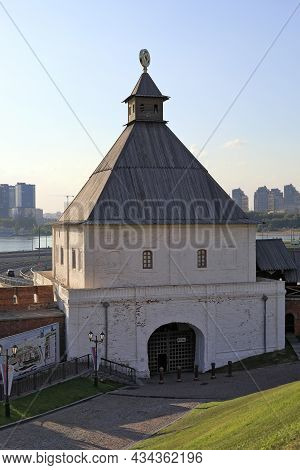 Kazan, Russia - July 31, 2021. Taynitskaya Tower In The Kazan Kremlin Declared To World Heritage Sit