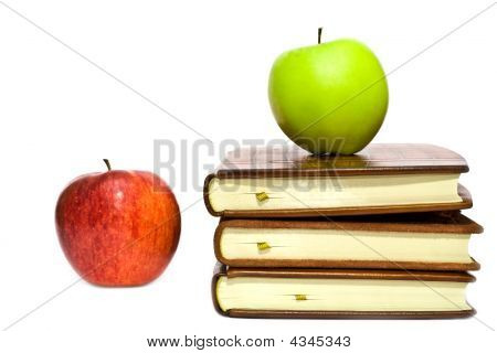หนังสือและแอปเปิ้ลสอง