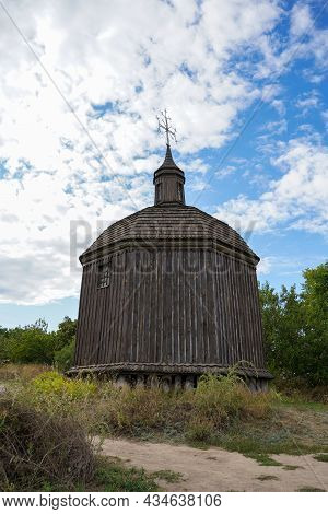 Ukraine, Vitachiv - September 5, 2021: Old Wooden Church Of The Ukrainian Spiritual Republic. The Pl