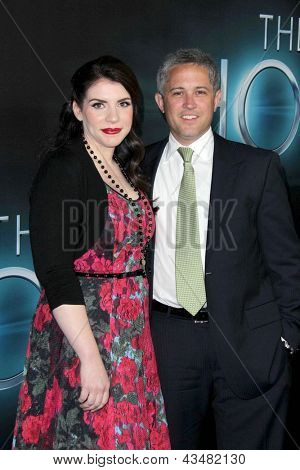 LOS ANGELES - MAR 19: Stephenie Meyer dorazí na 