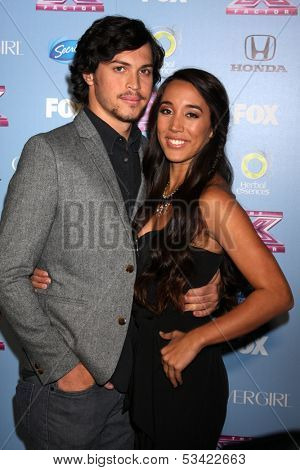 LOS ANGELES - NOV 4:  Alex & Sierra - Alex Kinsey, Sierra Deaton at the 2013 