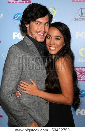 LOS ANGELES - NOV 4:  Alex & Sierra - Alex Kinsey, Sierra Deaton at the 2013 