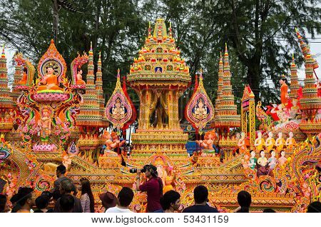 Songkhla, Thailand- October 20: Lak Phra And Tak Bat Devo Are Buddhist Festival Held Annually .the F
