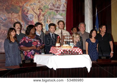 LOS ANGELES - OCT 16:  Cast at the 