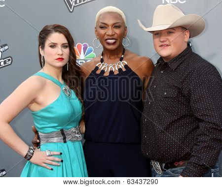 LOS ANGELES - APR 15:  Audra McLaughlin, Sisaundra Lewis, Jake Worthington at the NBC's 