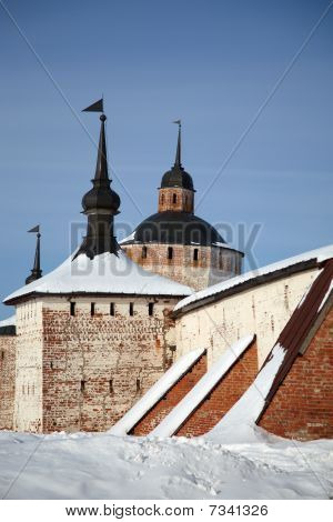 Befestigungen der Kirillo-Beloserski-Kloster, Russland