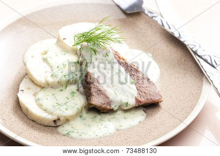 dill sauce with beef meat