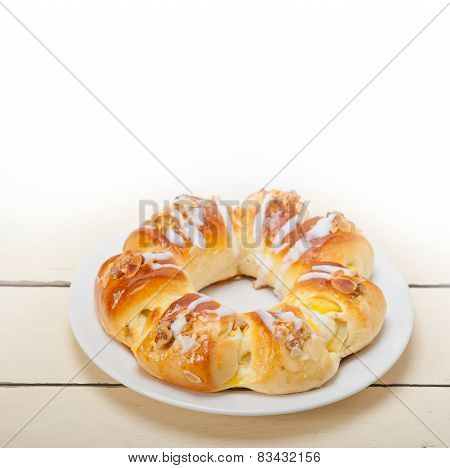 Sweet Bread Donut Cake
