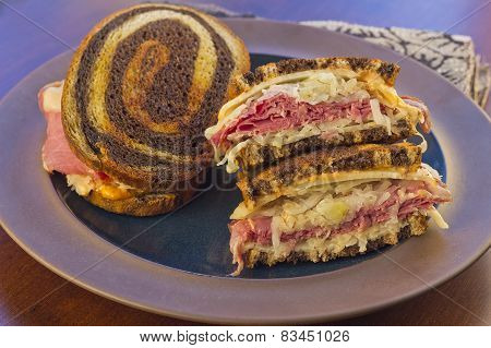 Reuben Chips Pickle