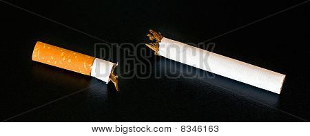 Trasiga cigarett med eftertanke