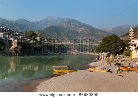 Laxman Jhula Bridge Over Ganges River