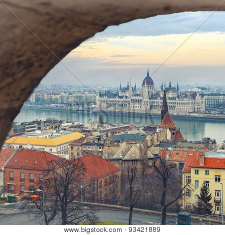 Viewpoint panorama of Budapest from Matthias Church