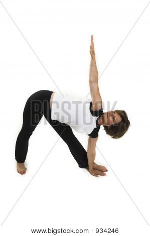 Nainen tekee jooga aiheuttaa munanvalkuainen Bg