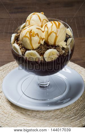 Acai Bowl With Ice Cream And Banana