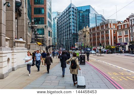 Street View At Bishopsgate In London, Uk