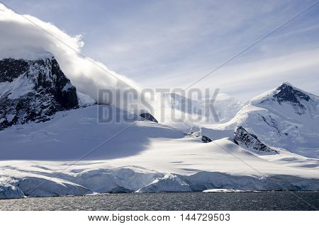 Antarctica - Antarctic Peninsula - Palmer Archipelago - Neumayer Channel - Global warming - Fairytale landscape