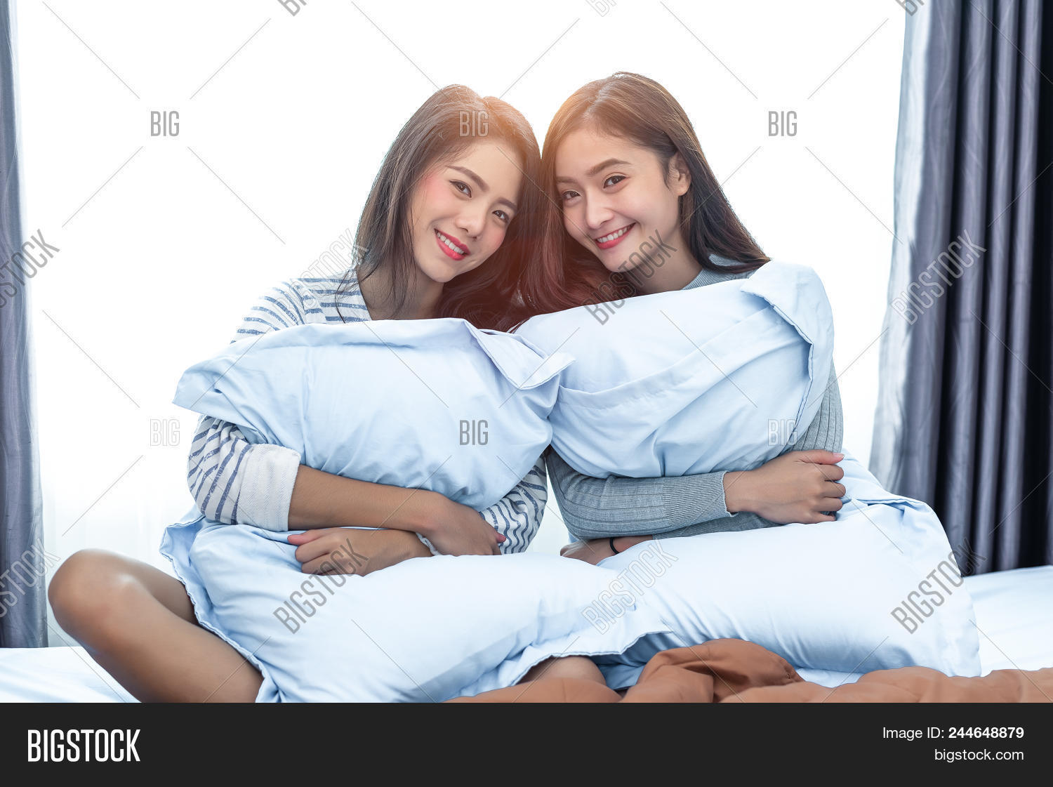 Two asian lesbian your phrase Consider, two asian lesbian have won