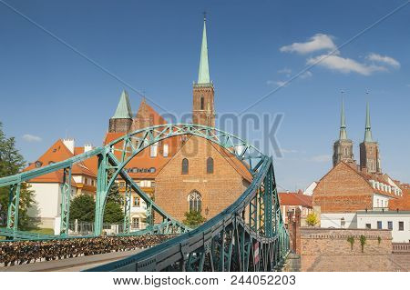Poland, Lower Silesia, Wroclaw,tumski Bridge, Collegiate Church Of The Holy Cross And St. Bartholome