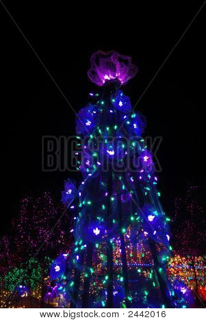 Floral Weihnachtsbaum und Lichter in Vandusen gardens