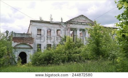 Destroyed The Golitsyn Estate. The Ruins Of The 18th Century. The Old Buildings Are Ruins.