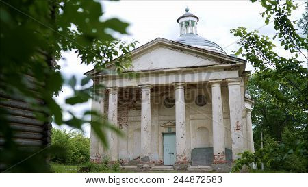 Destroyed The Golitsyn Estate. The Ruins Of The 18th Century. The Old Buildings Are Ruins.
