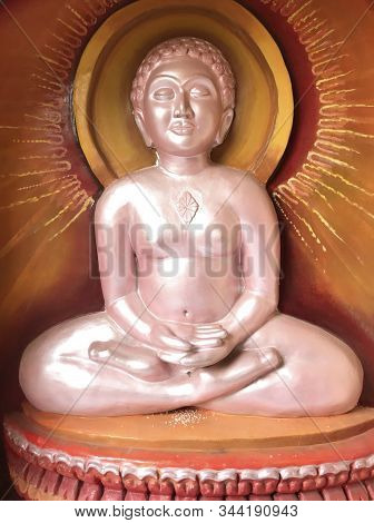 Jabalpur, Madhya Pradesh/india - November 23, 2019 : Sclupture Of Jain God At Pisanhari Ki Madhiya, 