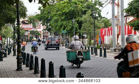 Various Community And Tourist Activities In The Old Semarang Complex, Semarang, 9 January 2020