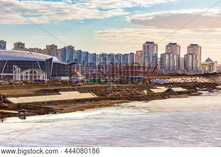 09 April 2021, Kemerovo, Russia. Construction Of Kuzbass Arena On Banks Of Tom River, Conducting Con