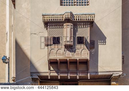Mamluk Era Style Oriel Window Covered By Interleaved Wooden Grid - Mashrabiya, On Shabby Grunge Exte
