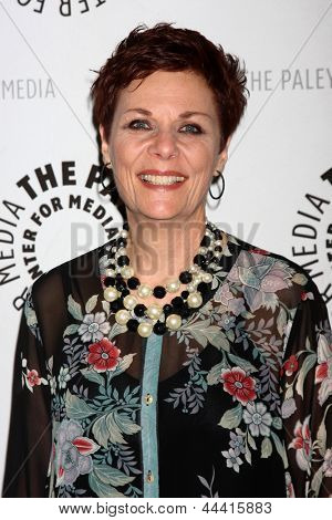 LOS ANGELES - huhti 12: Jane Elliot saapuu yleinen sairaala juhlii 50 vuotta - Paley th