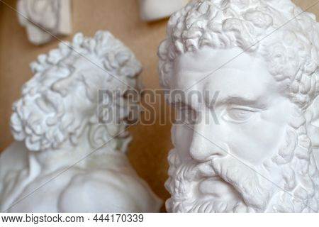Ancient Heroes Laocoon And Hercules. Visual Aid For Students Of Fine Arts.