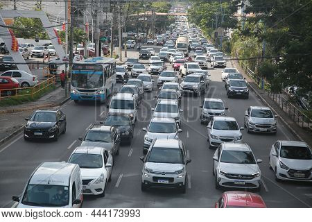 Vehicle Congestion In Salvador