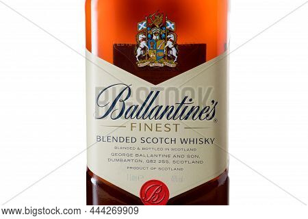 Ballantines Blended Scotch Whisky. Finest Series Scotch Whisky Produced By George Ballantine And Son