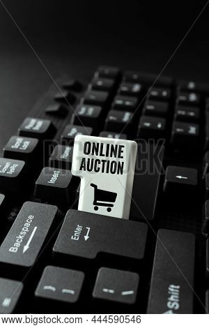 Inspiration Showing Sign Online Auction. Business Approach Digitized Sale Event Which Item Is Sold T