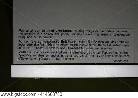 Jvc Ax-50. Integrated Amplifier Sound Amplifier Class Super A. Vintage Equipment From The 80S.