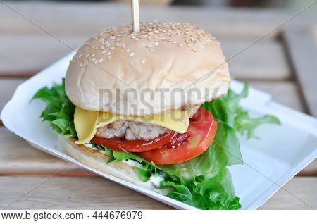 Burger Or Pork Burger Or Hamburger Or Beef Burger , Bun Or Pork Bun