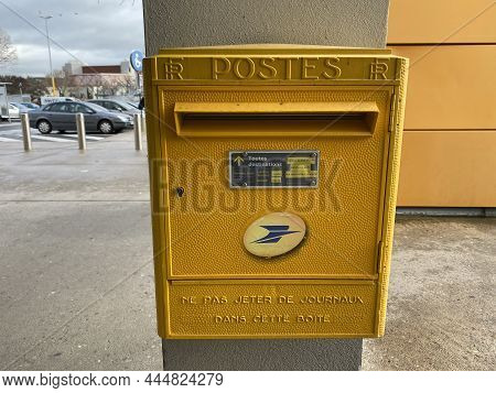 Montlucon, France - 5 Dec 2021 - La Poste Is The Courier And Postal Service Company Of France, With 