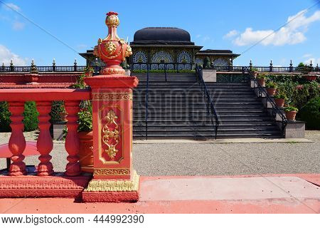 Moundsville, West Virginia, U.s - August 20, 2021 - The Temple Entrance With High Steps At Prabhhupa
