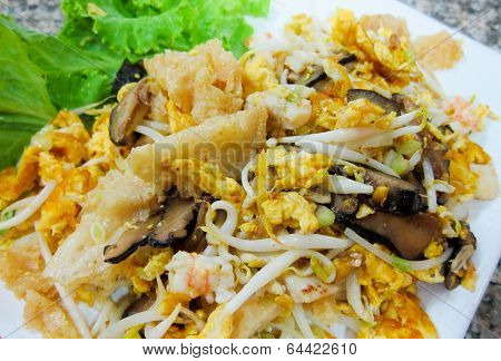 Stir Fry Fish Maw With Egg And Vegetable In Chinese Style