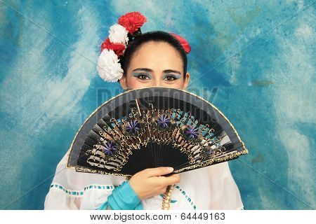 Deep Latin Eyes
