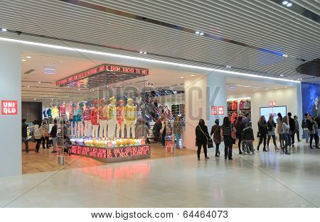 UNIQLO store
