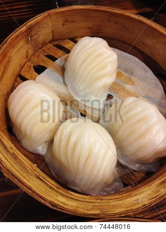 Closed Up Dimsum Fill With Shrimp In Bamboo Basket